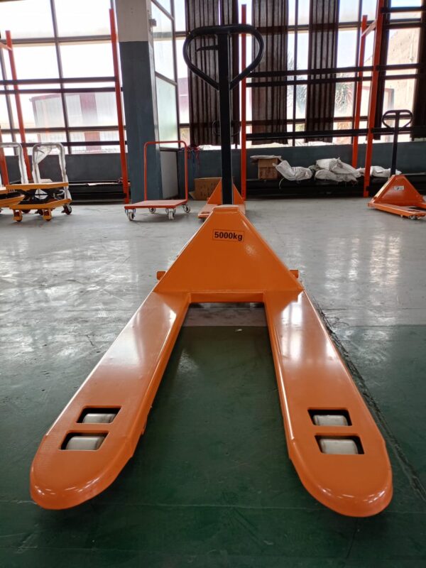 Hand Pallet Truck 5.0T 685N - Image 6