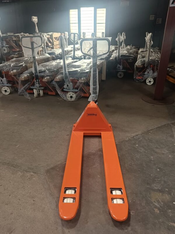 Hand Pallet Truck 3.0T 550N - Image 17