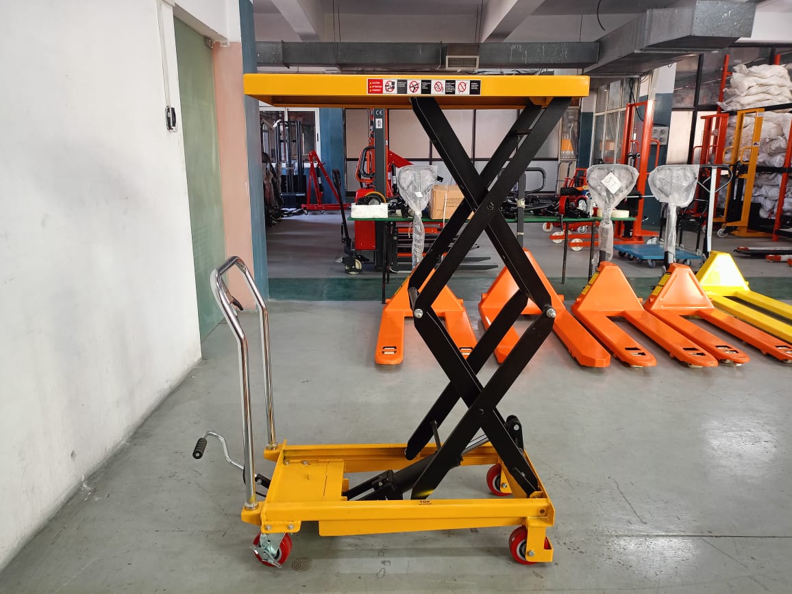 500 kg hydraulic scissor lift table with safety bars