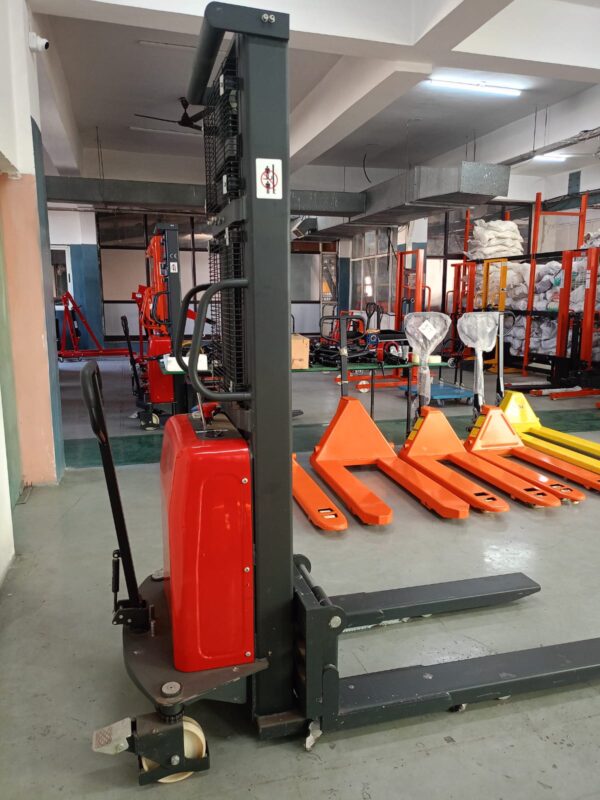 Semi Electric Stacker 2035 - Image 3