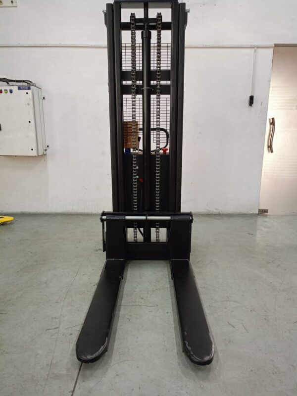 Semi Electric Stacker 2030 - Image 7