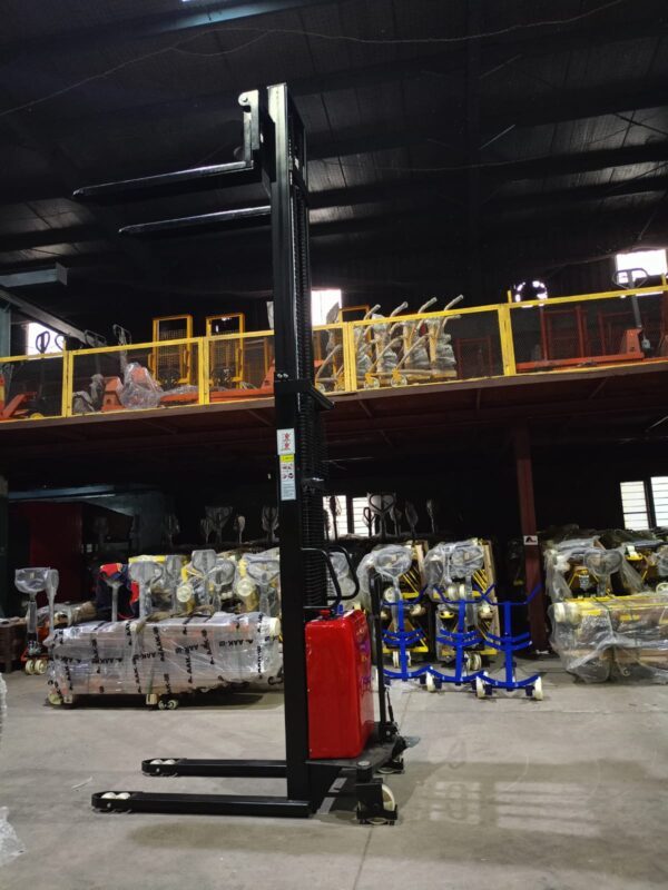 Semi Electric Stacker 2035 - Image 6